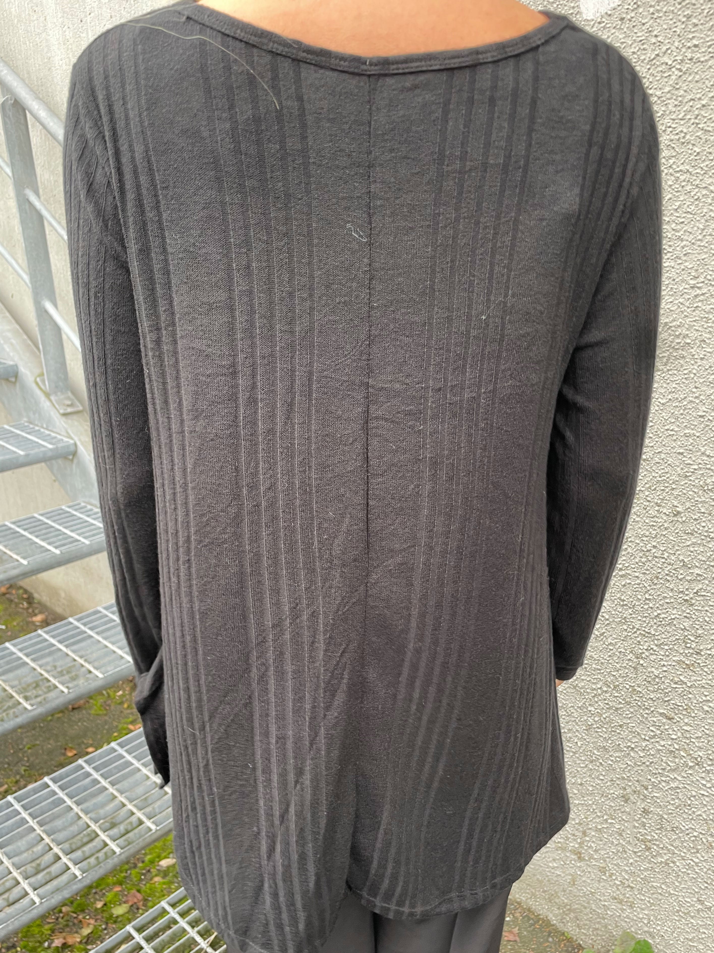 Ventura - Härlig mjuk stickad blus